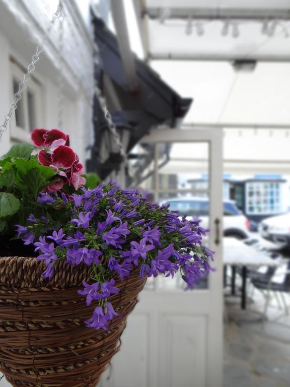 The Slipway B&B พอร์ตไอแซค ภายนอก รูปภาพ
