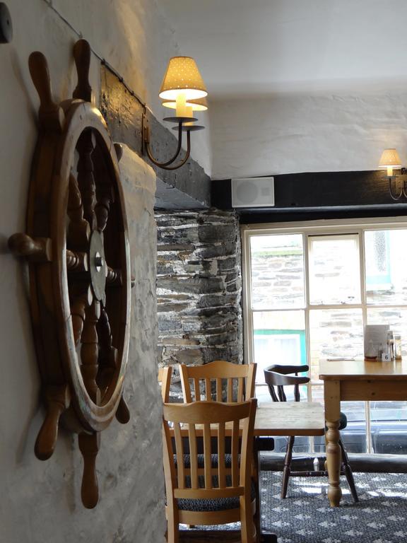 The Slipway B&B พอร์ตไอแซค ภายนอก รูปภาพ